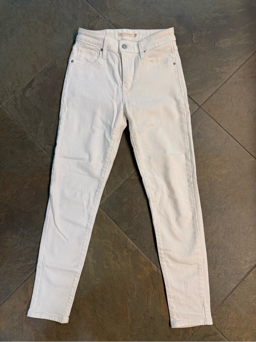 Levis White High-Rise Skinny Jeans